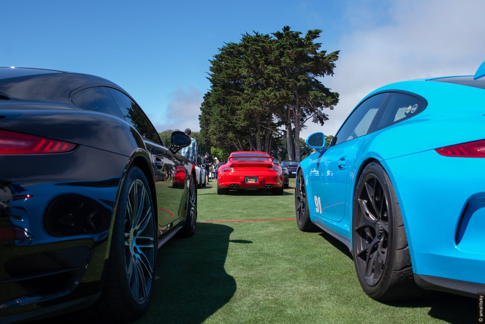 Porsche 996 turbo among friends